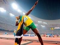 FB体育官方网站-硬仗之王阿尔瓦雷斯，从马赛掀翻芬兰看现代足球的战术韧性